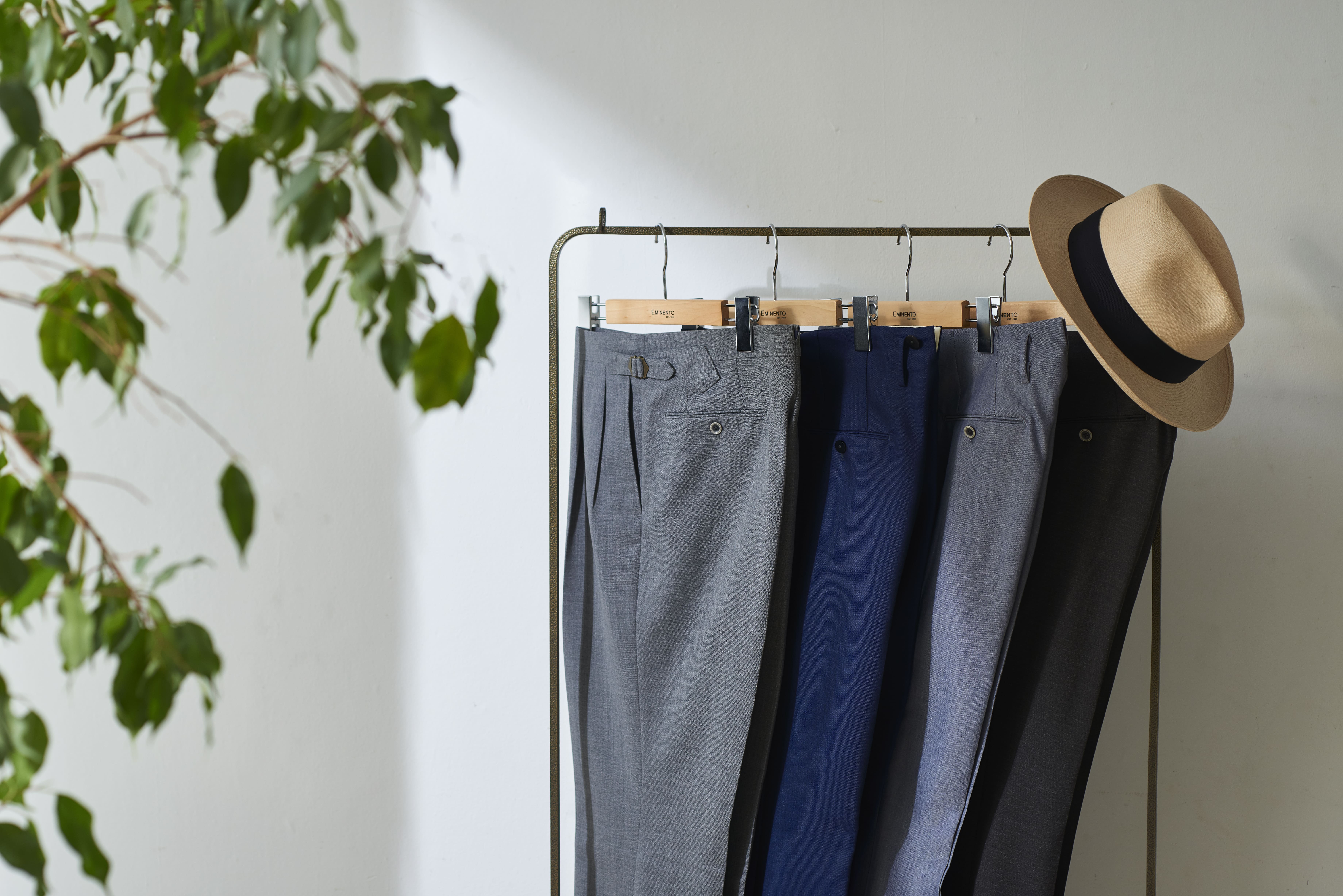 紳士スラックスの専門メーカー　エミネント