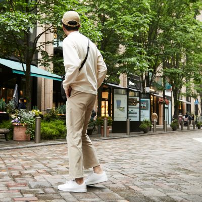 スラックスとは チノパンとの違いをチェック メンズスラックスのエミネント スラックスとは チノパンとの違いをチェック メンズスラックスのエミネント